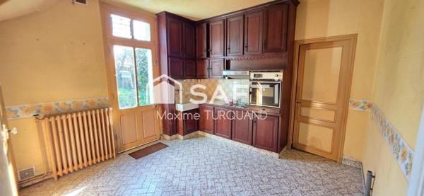 Maison 4 chambres, 1064m² de terrain + garage