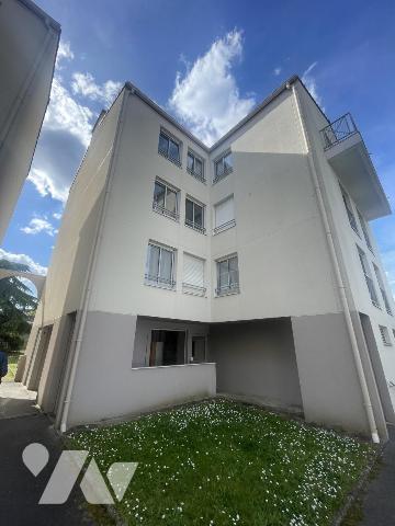 À VENDRE – Appartement T2 avec balcon, cave et parking – Saint-Sébastien-sur-Loire