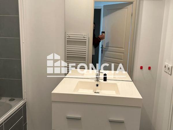 Location Appartement 3 pièces 72.42 m² - CARRE FLEURY Fleury Les Aubrais 45400