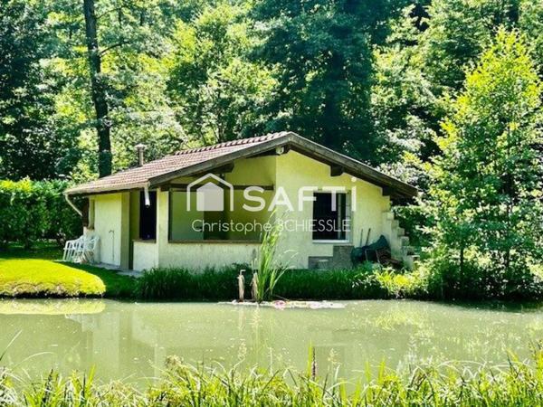 Etang avec cabanon de 25 m2