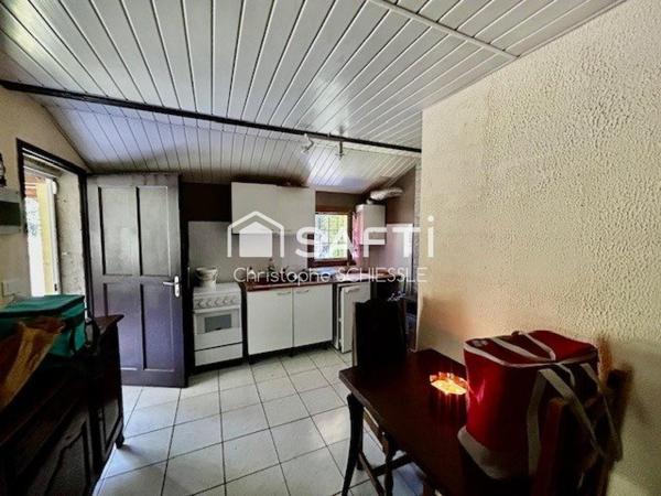 Etang avec cabanon de 25 m2