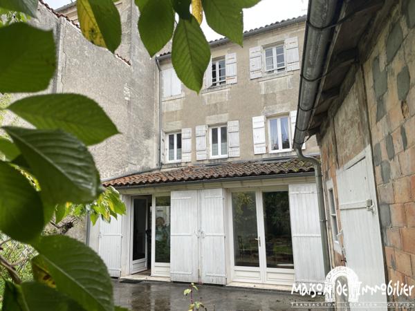 Vente Spacieuse maison de famille de 222m² - 11 pièces - COGNAC Quartier Saint Martin