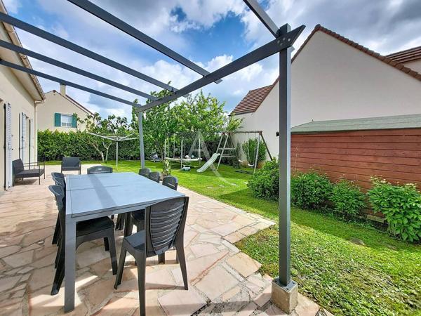 Maison Roissy En Brie 7 pièce(s) 147 m2