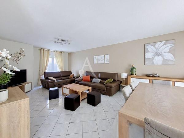 Maison Roissy En Brie 7 pièce(s) 147 m2