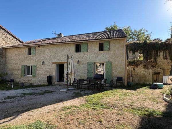Belle maison en pierre entièrement rénovée