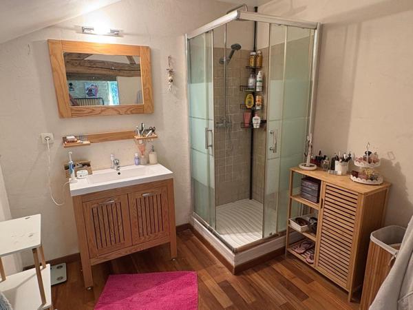 Belle maison en pierre entièrement rénovée