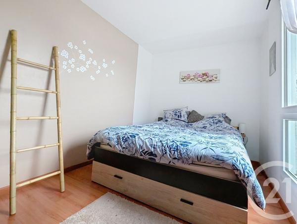 Appartement F4 à vendre  4 pièces - 81,35 m2 LOGNES - 77