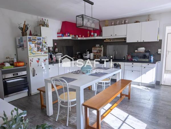 Grande maison familiale à Vouillé