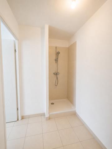 Appartement
         1 pièce
        - 33 m² 129 900 € *