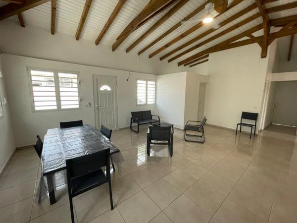 VUE DEGAGEE SUR LA CAMPAGNE jolie maison située à Mare Gaillard, LE GOSIER (971)