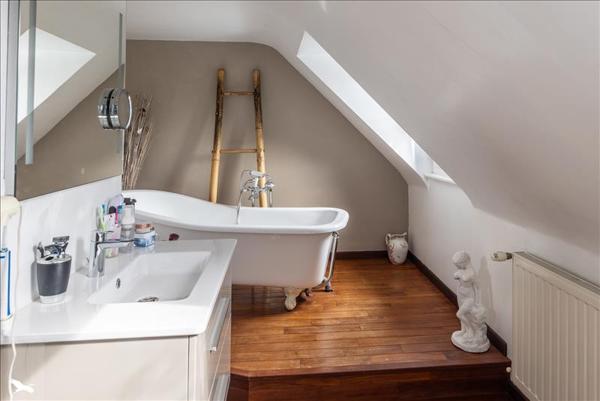 Maison à vendre |  Plomeur |  6 pièces | 164 m²