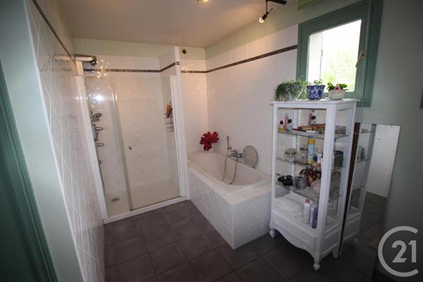 Maison à vendre  6 pièces - 194,60 m2 VALMONT - 76