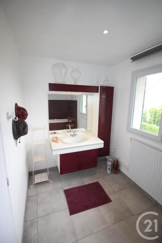 Maison à vendre  6 pièces - 194,60 m2 VALMONT - 76