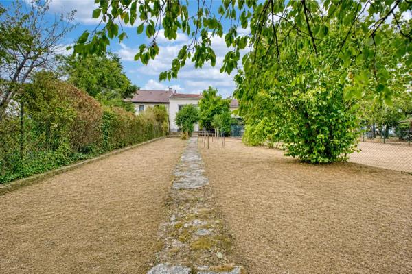 Maison
         6 pièces
        - 116 m² 299 000 € *