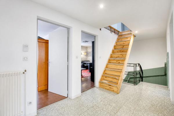Maison
         6 pièces
        - 116 m² 299 000 € *