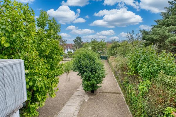 Maison
         6 pièces
        - 116 m² 299 000 € *
