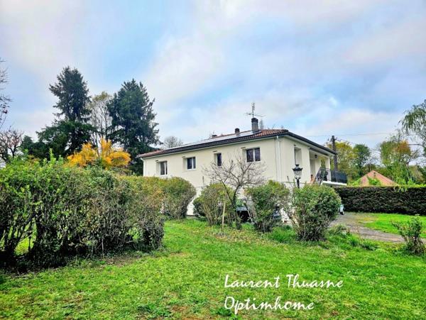 Maison 8 pièces 5 chambres sur terrain de 7372 m²