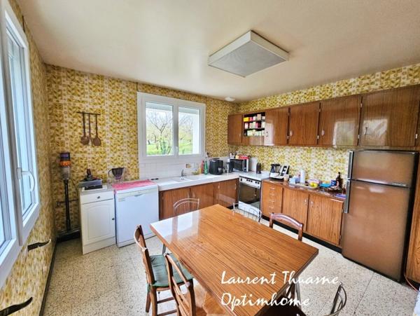 Maison 8 pièces 5 chambres sur terrain de 7372 m²