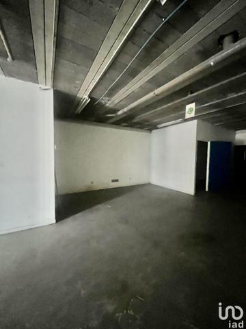 Location parking 130 m² Ars-sur-Moselle