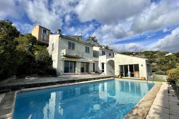 Maison 250 m² à Santa-Maria-di-Lota 20200