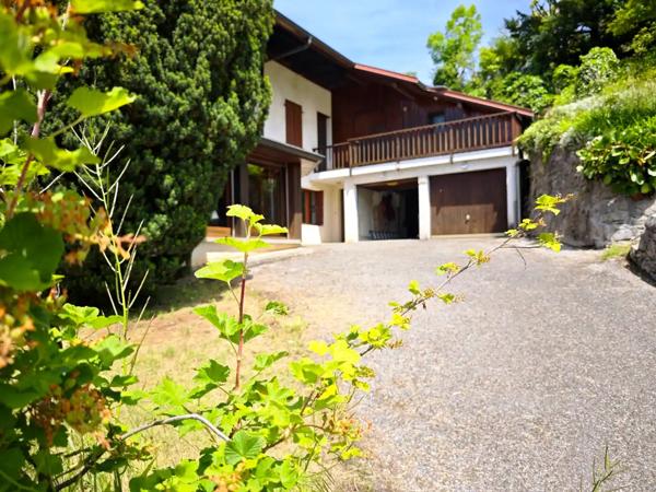FAVERGES. MAISON MITOYENNE AVEC TERRAIN DE 650M²