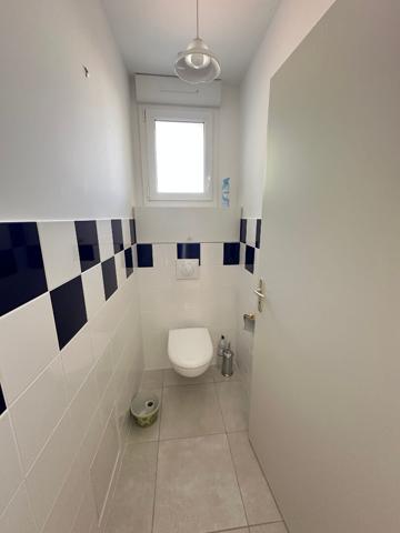 Maison plain pied 3 chambres en campagne d'Aizenay avec dépendances