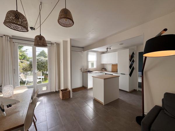 Appartement 2 pièce(s) 1 chambre(s) 49.6 m²