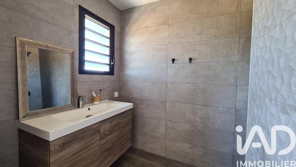Maison à vendre 4 pièces 82,9 m² Saint-Pierre