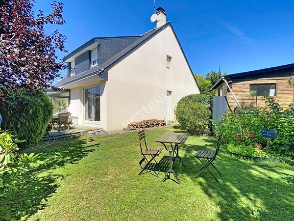 À vendre Montreuil-Juigné - Maison familiale 4 chambres avec bureau, véranda et garage - jardin