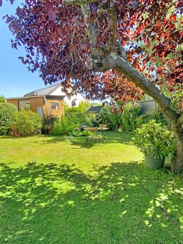 À vendre Montreuil-Juigné - Maison familiale 4 chambres avec bureau, véranda et garage - jardin
