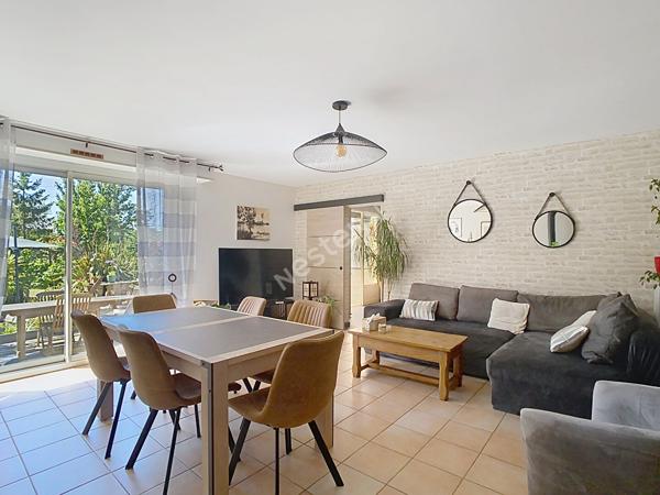 À vendre Montreuil-Juigné - Maison familiale 4 chambres avec bureau, véranda et garage - jardin