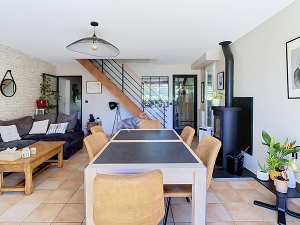 À vendre Montreuil-Juigné - Maison familiale 4 chambres avec bureau, véranda et garage - jardin