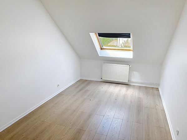 Maison récente 5 pièces à vendre à Angers Route de Briollay- Confort et calme assurés !