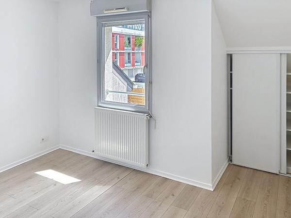 Maison récente 5 pièces à vendre à Angers Route de Briollay- Confort et calme assurés !