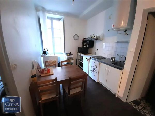 Appartement à louer 2 pièces 40.3m² Laval (53000)