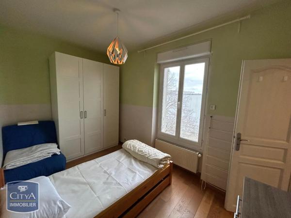 Appartement à louer 3 pièces 57.13m² Corbeil-Essonnes (91100)