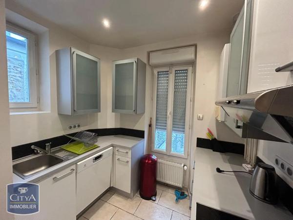 Appartement à louer 3 pièces 57.13m² Corbeil-Essonnes (91100)