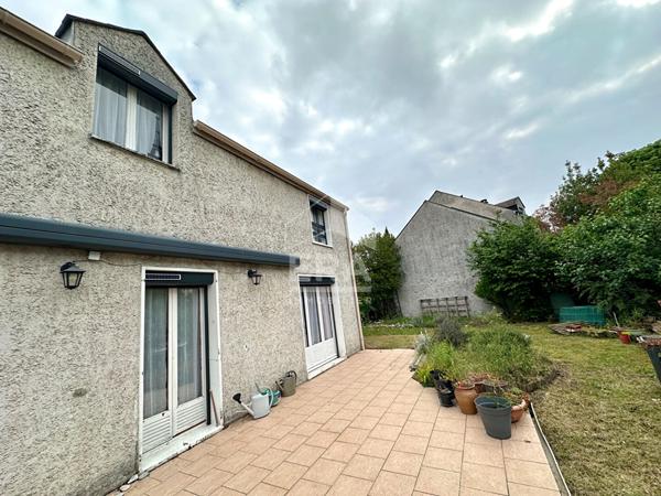 Maison Saint Pierre Les Nemours 4 chambres 6 pièce(s) 115m2