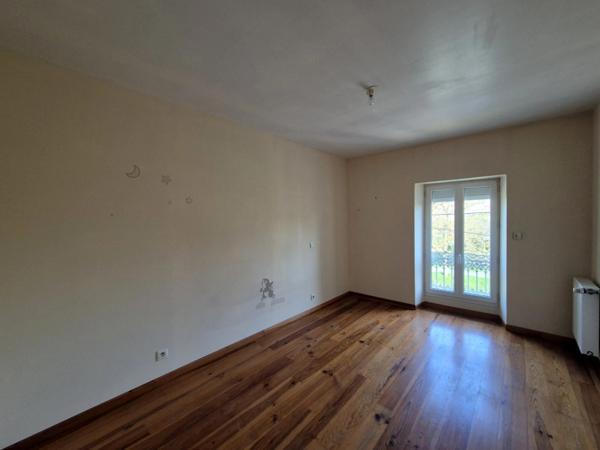 Maison 2 logements – jardin – 217 m² – idéal investisseur ou famille – CONDOM 32100