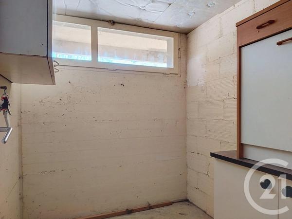 Appartement F3 à vendre  3 pièces - 82,70 m 2   FOIX  - 09