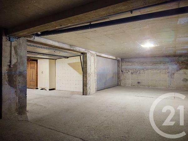 Appartement F3 à vendre  3 pièces - 82,70 m 2   FOIX  - 09