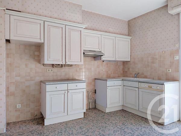 Appartement F3 à vendre  3 pièces - 82,70 m 2   FOIX  - 09