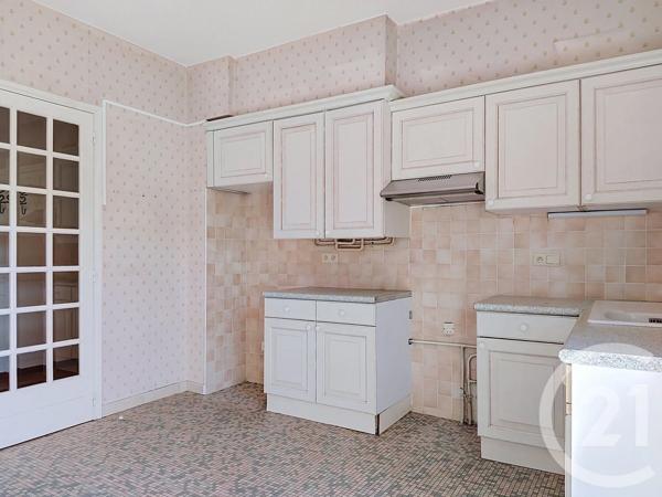 Appartement F3 à vendre  3 pièces - 82,70 m 2   FOIX  - 09