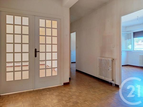 Appartement F3 à vendre  3 pièces - 82,70 m 2   FOIX  - 09