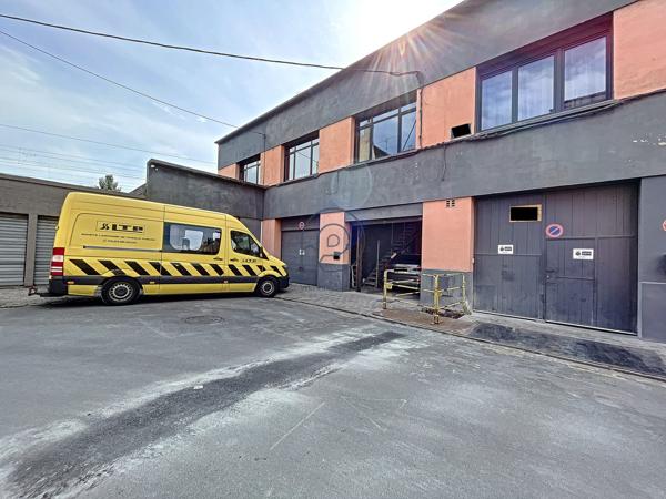 Bureaux type industriel avec du cachet