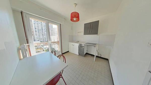 Appartement 2 pièces                                        - 42000 Saint-Étienne Réf : 13225