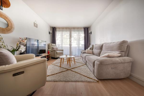 Appartement à vendre 3 pièces LES CLAYES SOUS BOIS (78)