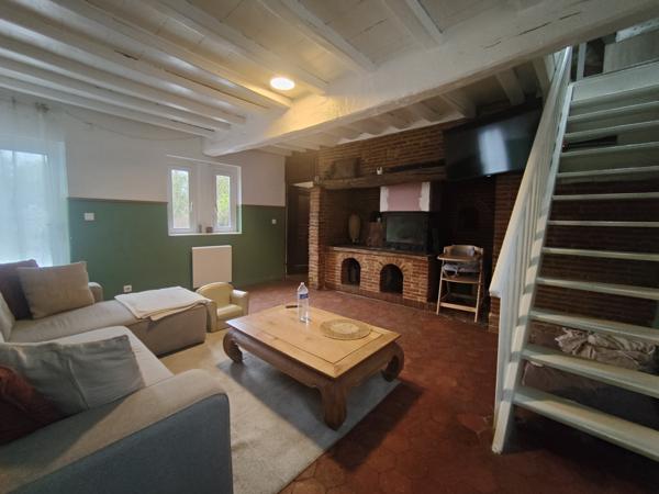 MAGNIFIQUE LONGERE DE 110 M² HABITABLE RENOVEE SUR 750 M² DE TERRAIN CLOS AU CALME A MARISSEL Allonne (60000)