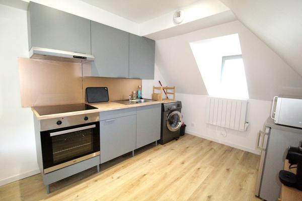 Immeuble
         9 pièces
        - 105 m² 428 400 € *