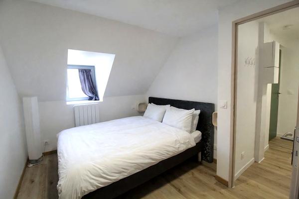 Immeuble
         9 pièces
        - 105 m² 428 400 € *